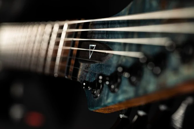 Aviator Guitars work